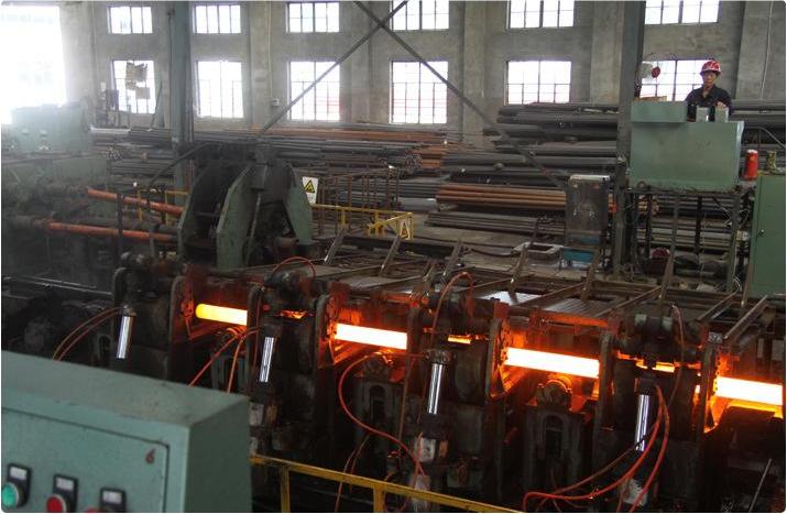 滁州无缝钢管厂家生产车间
